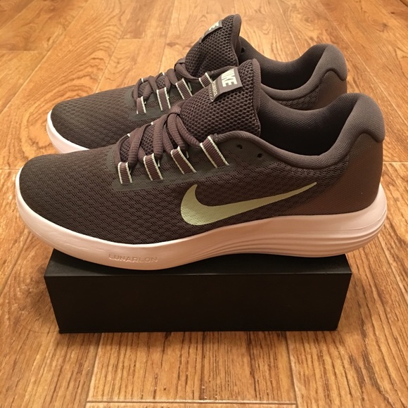 nike lunar converge ladies trainers